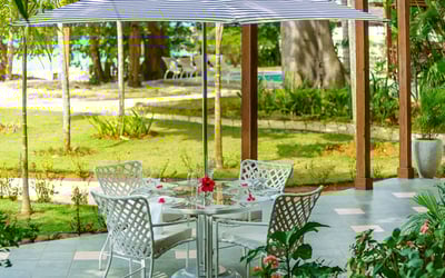 Luxury Villa Photo #3