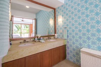 Luxury Villa Photo #22
