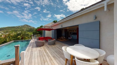 Luxury Villa Photo #9