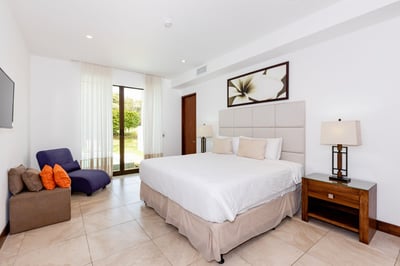 Luxury Villa Photo #14