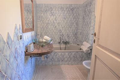 Luxury Villa Photo #18