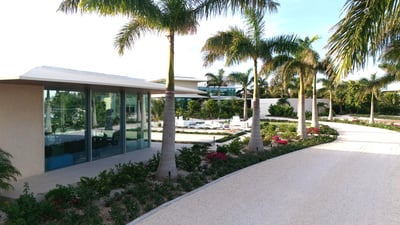 Luxury Villa Photo #70