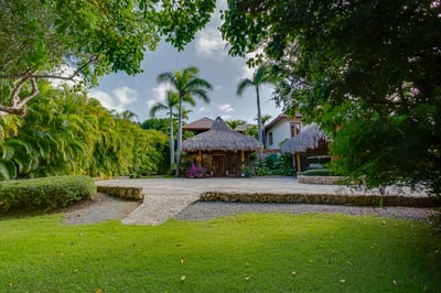 Luxury Villa Photo #66
