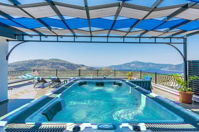 Luxury Villa Photo #7