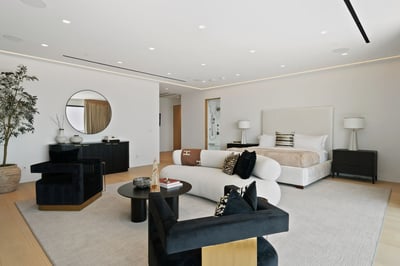 Luxury Villa Photo #37