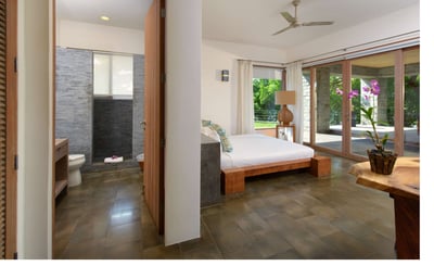 Luxury Villa Photo #31