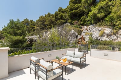 Luxury Villa Photo #33