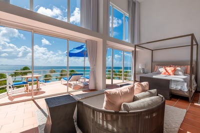 Luxury Villa Photo #44