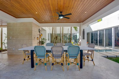 Luxury Villa Photo #23