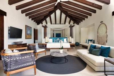 Luxury Villa Photo #37