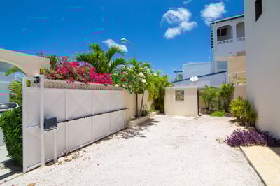 Luxury Villa Photo #25