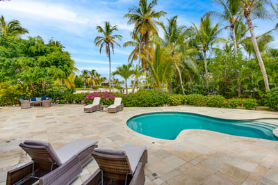 Luxury Villa Photo #4