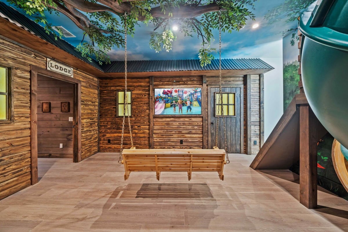 Reunion Royale Retreat