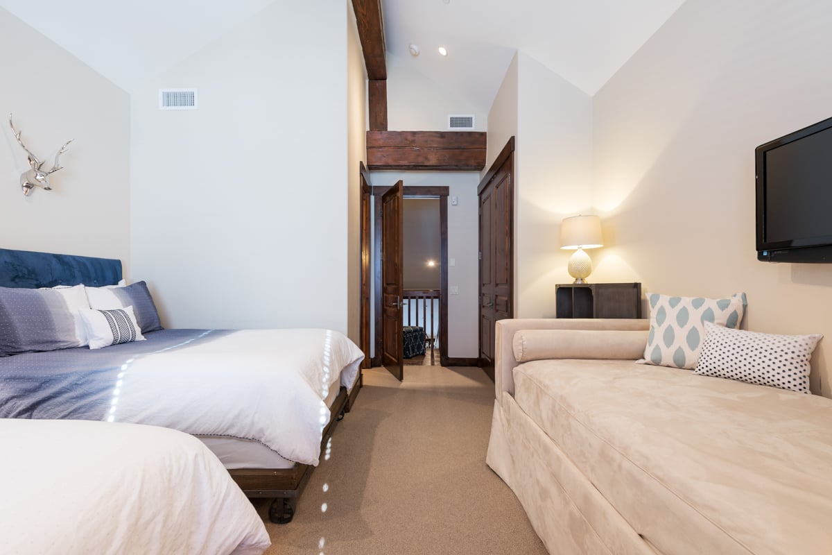 Silver Star 4 BDM Cottage with Spa