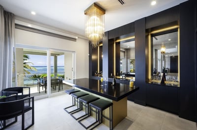Luxury Villa Photo #13