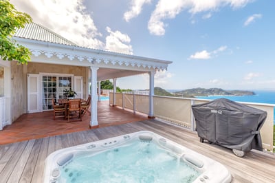 Luxury Villa Photo #5