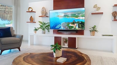 Luxury Villa Photo #14