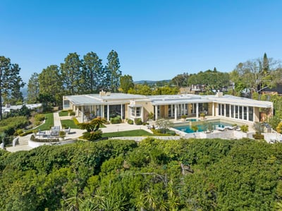 Luxury Villa Photo #37
