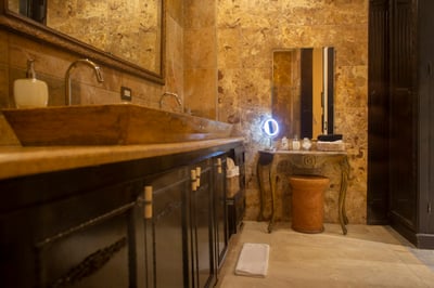 Luxury Villa Photo #35