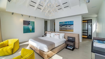 Luxury Villa Photo #38
