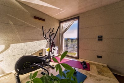 Luxury Villa Photo #18