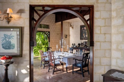 Luxury Villa Photo #10