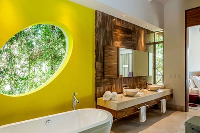 Luxury Villa Photo #22