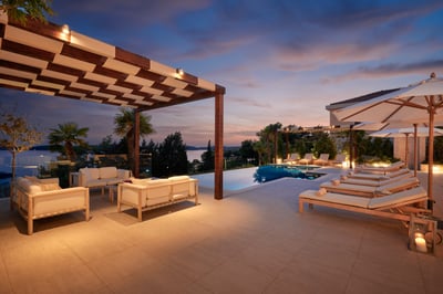 Luxury Villa Photo #27