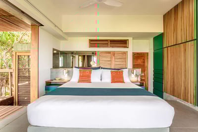 Luxury Villa Photo #27
