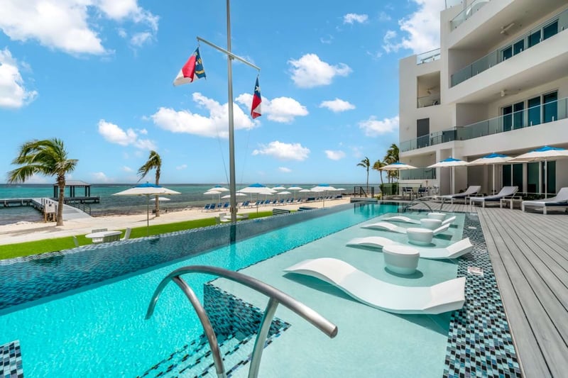 Club Suites at Rum Point 3 BDM Pool Suite