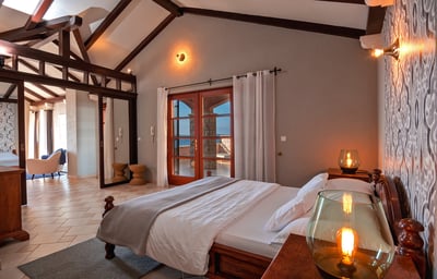 Luxury Villa Photo #28