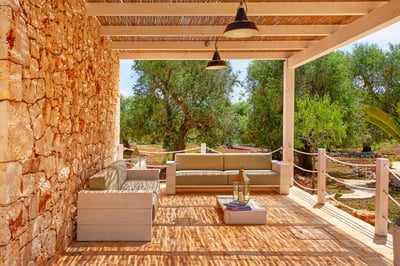 Luxury Villa Photo #6
