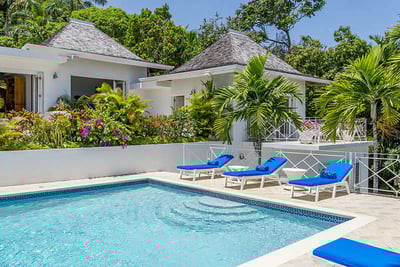 Luxury Villa Photo #3
