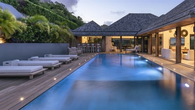 Luxury Villa Photo #11