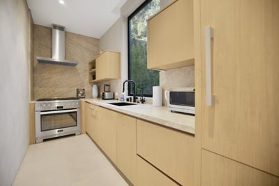 Luxury Villa Photo #43