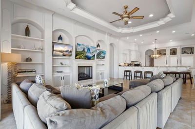 Luxury Villa Photo #18