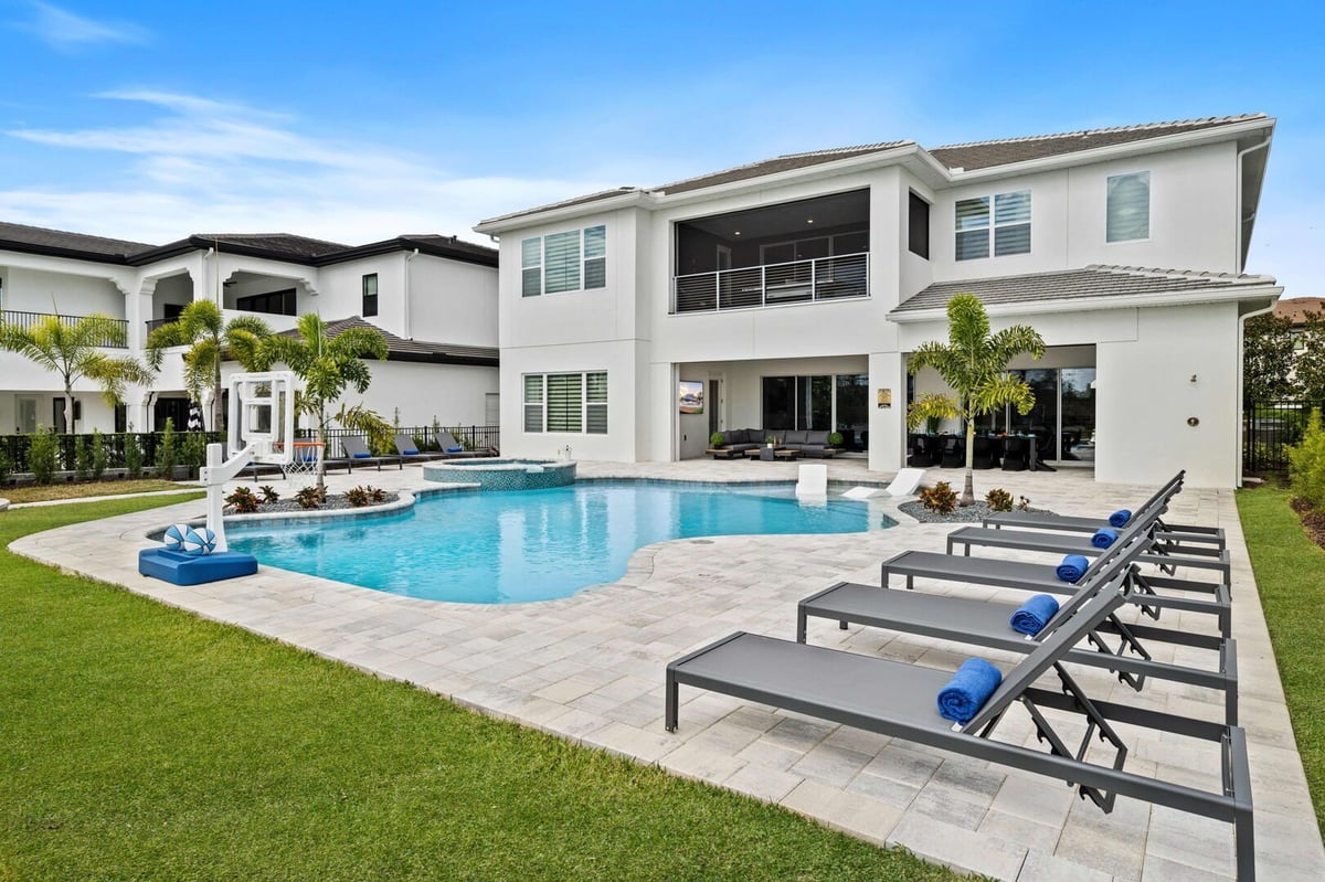 Adventure Galaxy Lodge