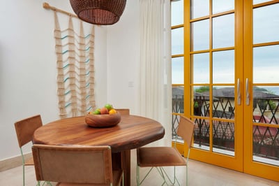 Luxury Villa Photo #5