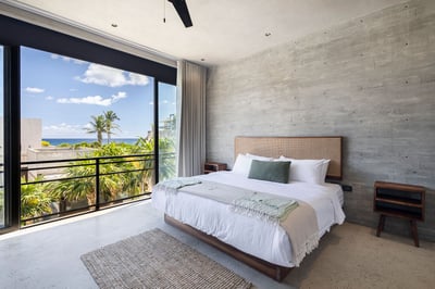 Luxury Villa Photo #31