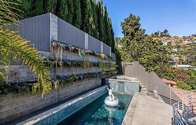 Luxury Villa Photo #6