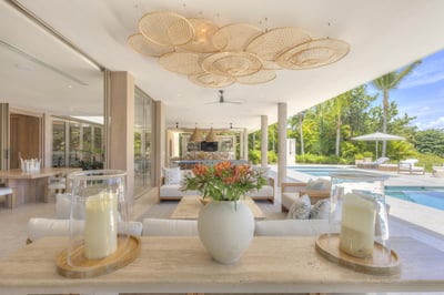 Villa Lorenne - Stunning Villa with golf views