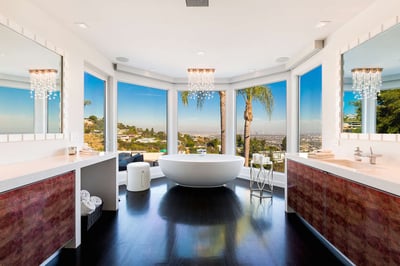 Luxury Villa Photo #44