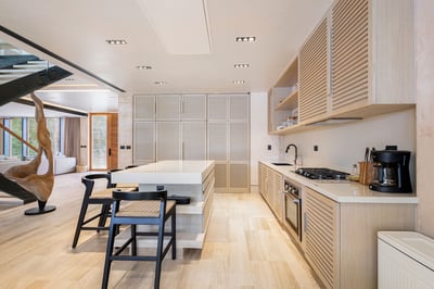 Luxury Villa Photo #12