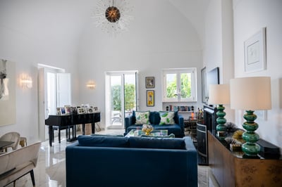 Luxury Villa Photo #31