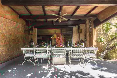 Luxury Villa Photo #16
