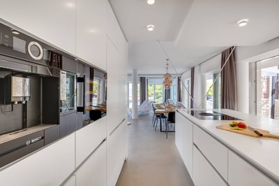 Luxury Villa Photo #28