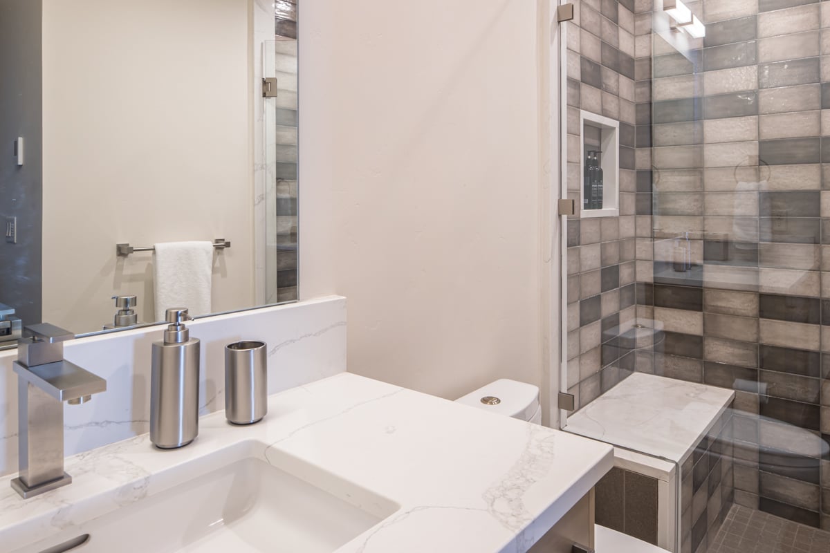 Gateway Condo | 15 Wildwood