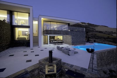 Luxury Villa Photo #2