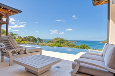 Luxury Villa Photo #6