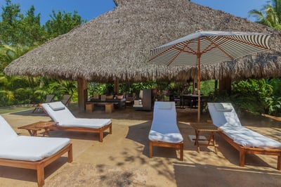 Luxury Villa Photo #7